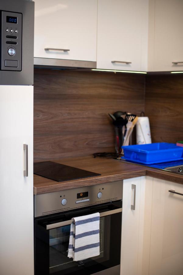 Zsuka Apartman Free Parking Pécs Exterior photo